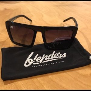 Blenders F series polarized sunnies